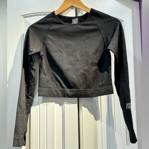 New Long Sleeve Black Crop Top